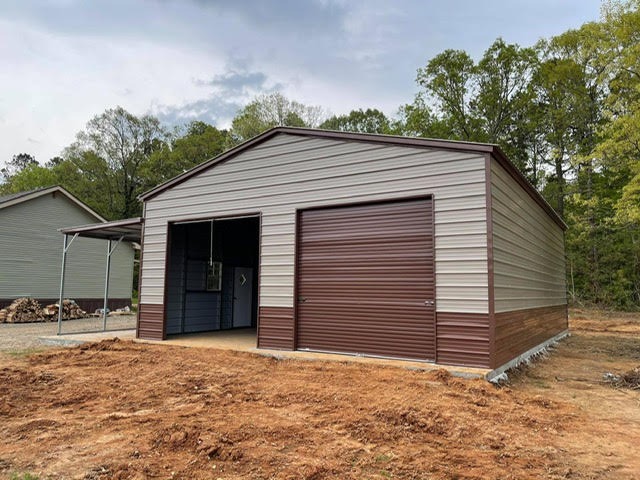 24x35x9 Metal Building with Covered Lean-To Porch
